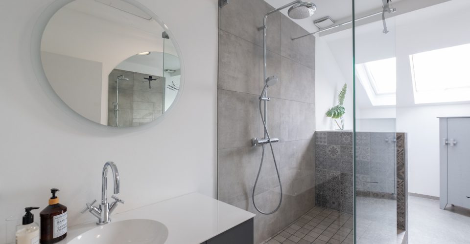 Badezimmer DG