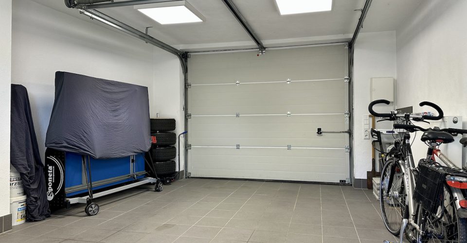 Garage 1