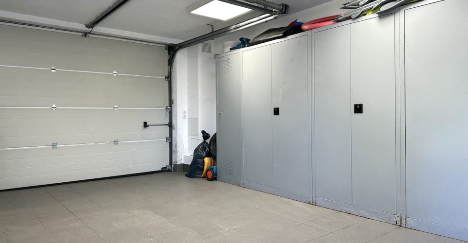 Garage 1