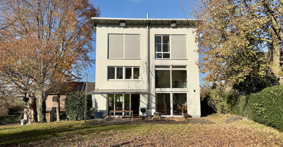 Rückansicht mit Garten